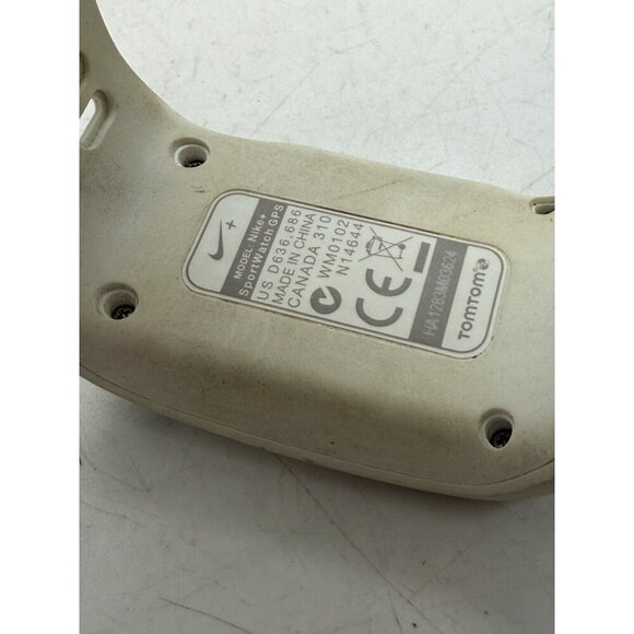 Nike+ Sport Digital Watch GPS Tomtom White Resin Band WM0102 Women's Athletic - Picture 2 of 8